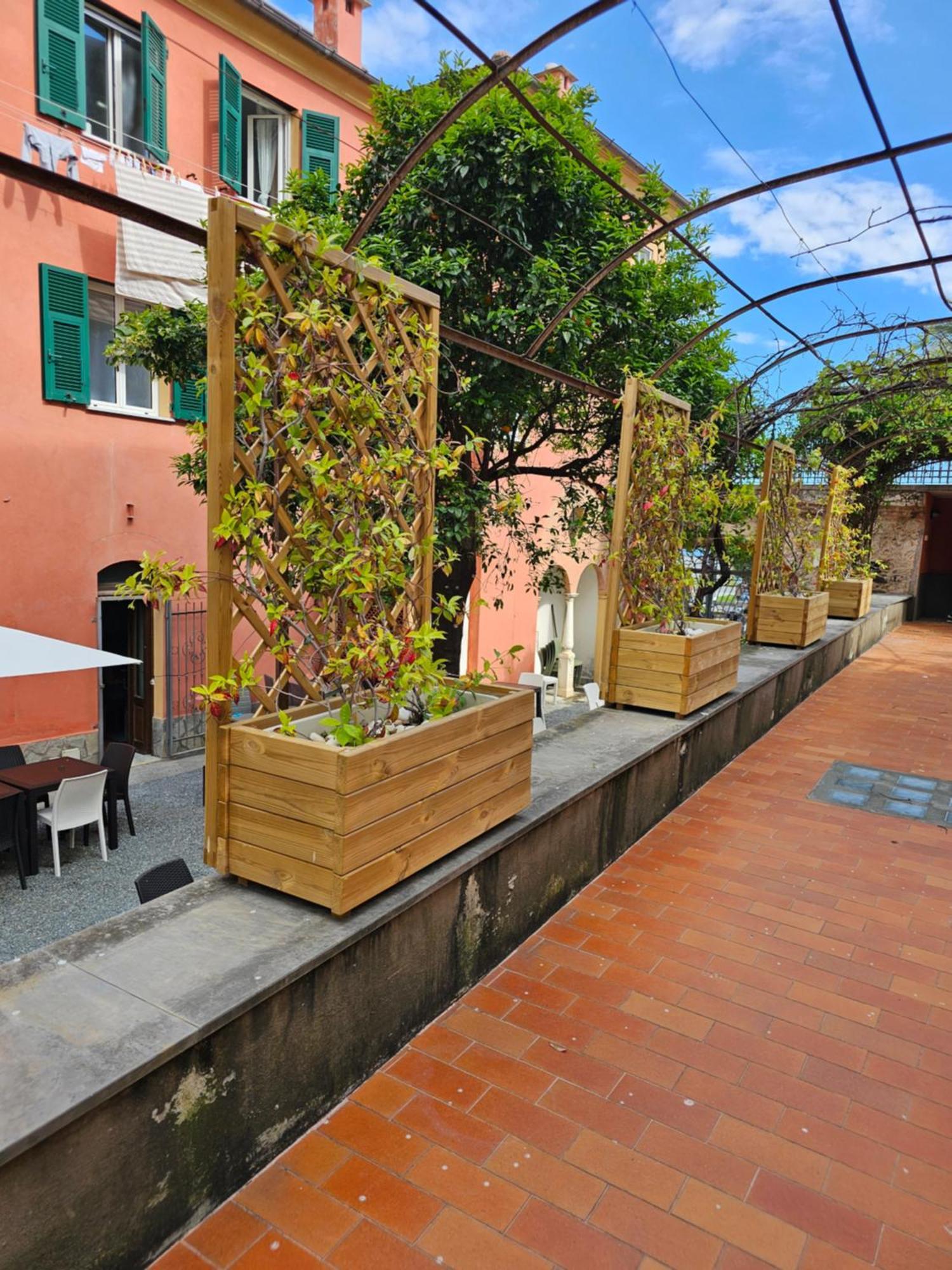 ואראצה Casa Atena, Spaziosa, Romantica Con Idromassaggio Privato מראה חיצוני תמונה